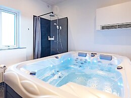 9 Person Holiday Home in Vaeggerlose