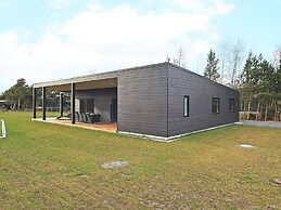 9 Person Holiday Home in Vaeggerlose