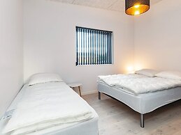 9 Person Holiday Home in Vaeggerlose