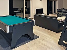 9 Person Holiday Home in Vaeggerlose