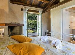 Villa Zvonar Comfortable Holiday Residence