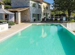 Villa Zvonar Comfortable Holiday Residence