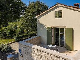 Villa Zvonar Comfortable Holiday Residence