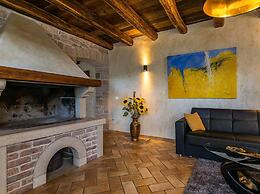 Villa Zvonar Comfortable Holiday Residence
