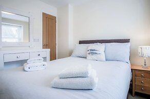 Dolphin - 2 Bedroom Apartment - Saundersfoot