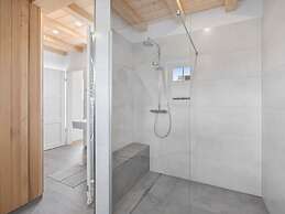 Holiday Home Wave Modern Retreat