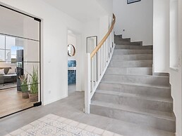 Holiday Home Wave Modern Retreat