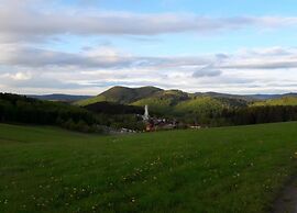 Herentals Hideaway With Balcony