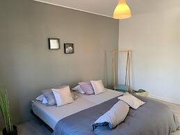 Romantic Apartment in Herentals With Balcony