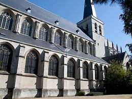 Herentals Hideaway With Balcony