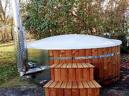 Holiday Home in Dordogne With Pool & Bubble Bath