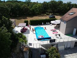 Holiday Home in Dordogne With Pool & Bubble Bath