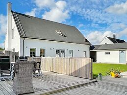 5 Star Holiday Home in Trelleborg-by Traum