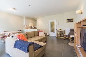 Spacious Apartment With Terrace