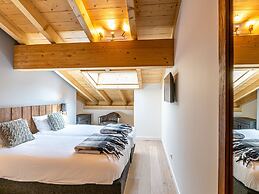 Stay in a Luxurious Apartment Suitable for up to 8 People With Sauna i