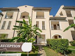 Apartment With Garden or Terrace Near sea