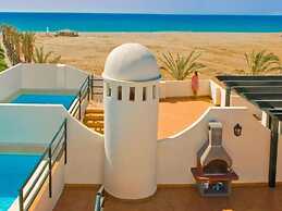 Belvilla by OYO Atico Marvel con Piscina Privada