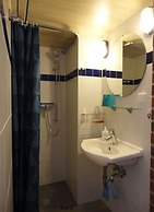 Time out Zu2! Modern Retreat