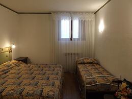 Beautiful Villa in Garda With Swimming Pool