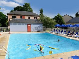 Apartment With Balcony or Terrace in Natural Aveyron, 6 km. From Belca