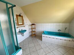 Inviting Apartment in Pruchten With Garden