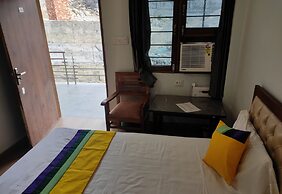 Hotel StudioZ Sahastradhara