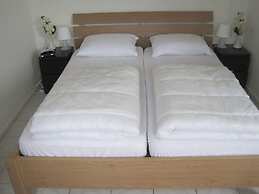 1 From Fam. Moritz Koopman