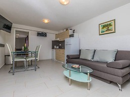 Adorable Villa With Pool and Terrace