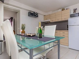 Adorable Villa With Pool and Terrace