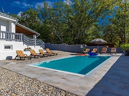 Adorable Villa With Pool and Terrace