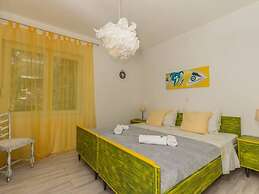 Adorable Villa With Pool and Terrace