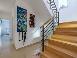 Gusto Comfortable Holiday Residence