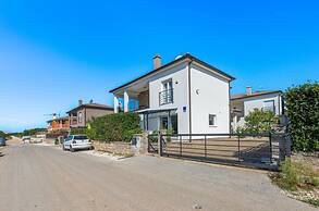 Gusto Comfortable Holiday Residence