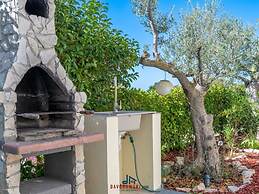 Gusto Comfortable Holiday Residence