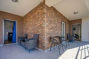 Gusto Comfortable Holiday Residence