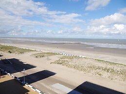 Apartment in Nieuwpoort With sea Beach