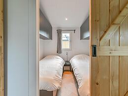 Cozy Chalet With Unobstructed Views