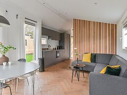 Cozy Chalet With Unobstructed Views