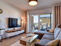 Modern Apartment With Private Balcony and sea View
