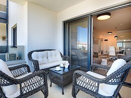 Modern Apartment With Private Balcony and sea View