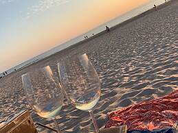 Hoppe 7 Modern Retreat