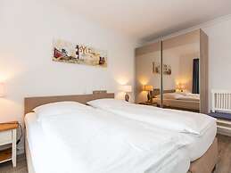 Hoppe 7 Modern Retreat