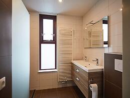 Holiday Home With Parking in Heinkenszand