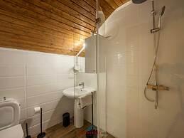 Berguitje met Binnenzwembad