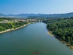 Berguitje met Binnenzwembad