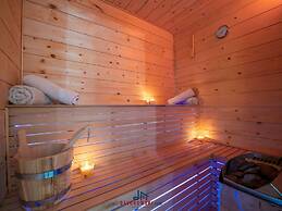 Berguitje met Binnenzwembad