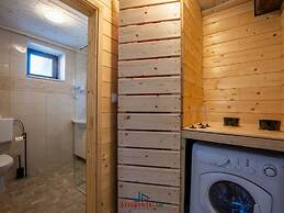 Berguitje met Binnenzwembad