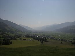 Cosy Holiday Home Near ski Area