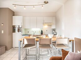 Promenade C301 Apartment Near the Beach and Center