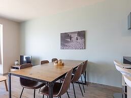 Modern Apartment With Frontal Sea-view